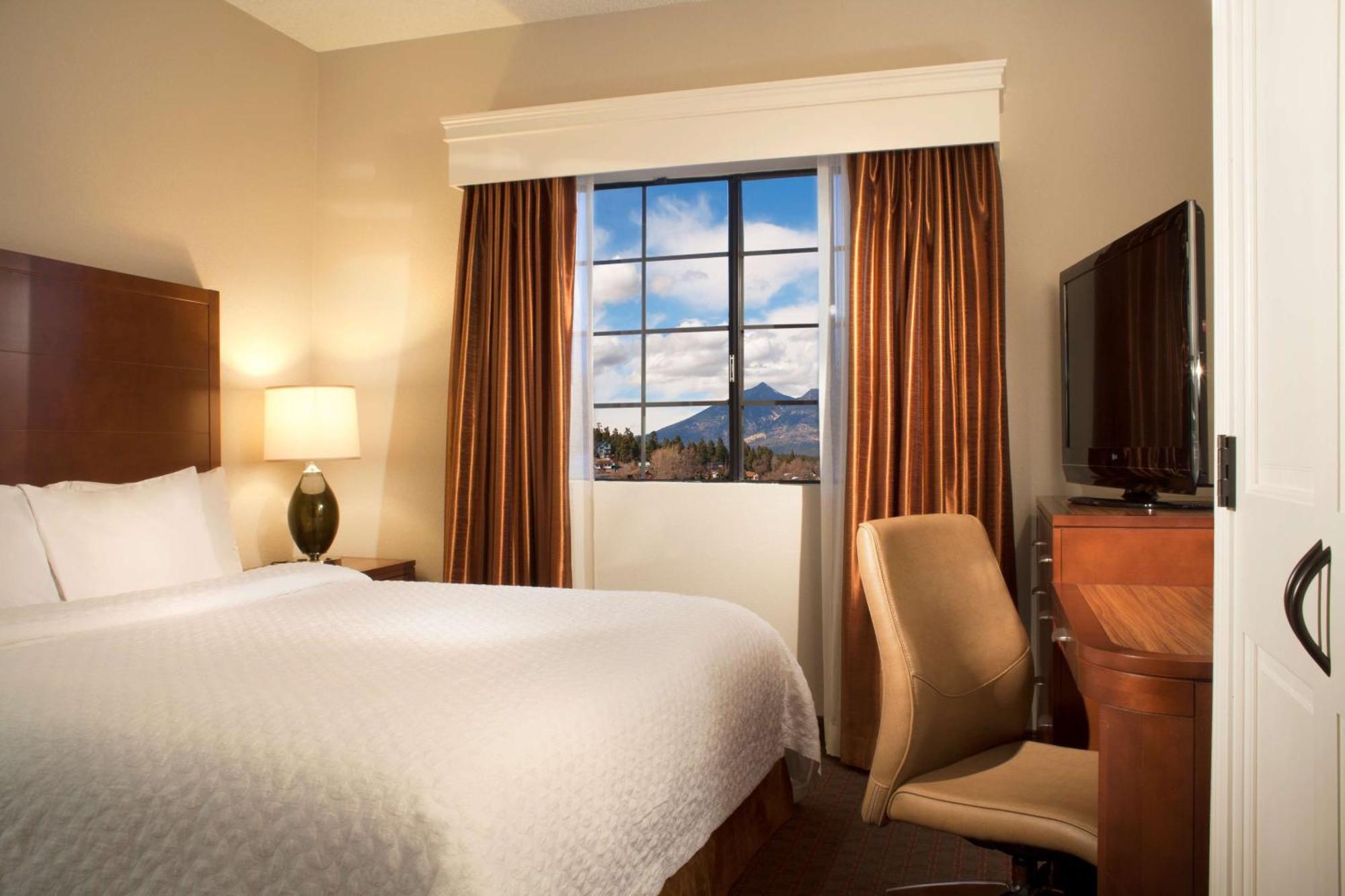 Embassy Suites By Hilton Flagstaff Exterior foto
